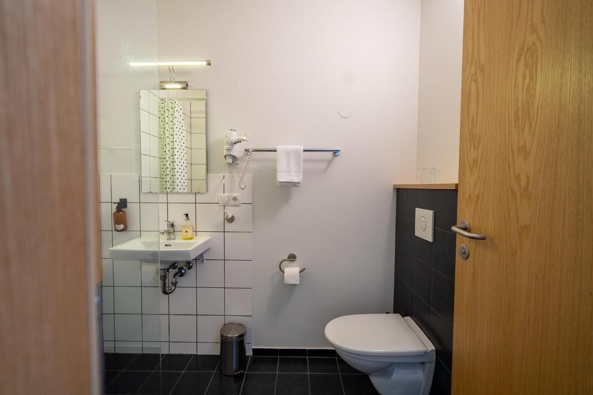 Hotel Eskifjoerthur Buitenkant foto