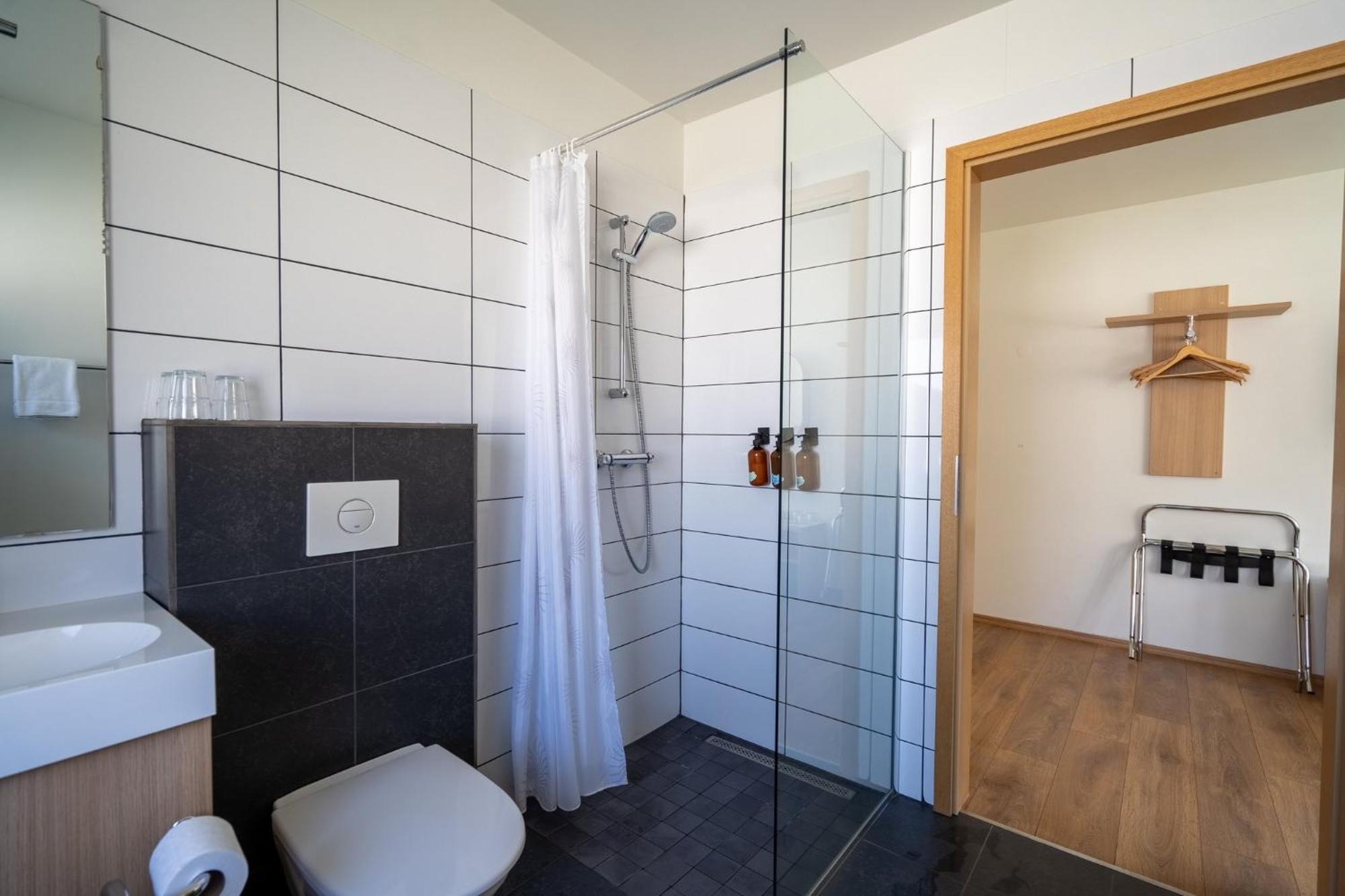 Hotel Eskifjoerthur Buitenkant foto