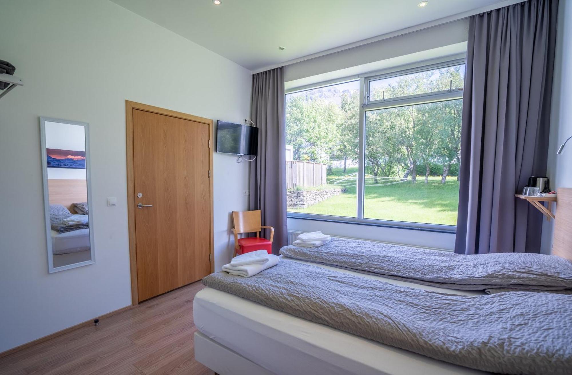Hotel Eskifjoerthur Buitenkant foto